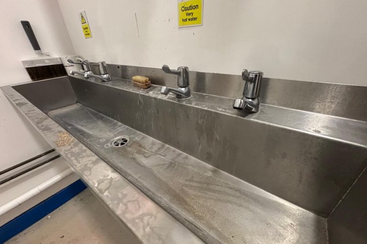 Dirty Sink